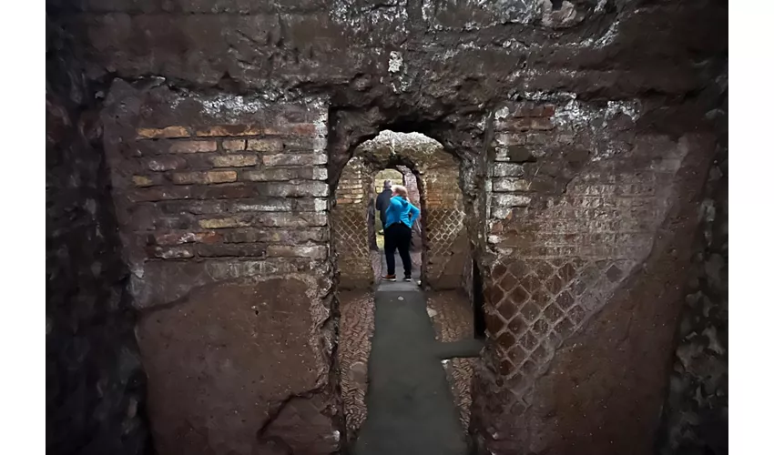 Basílica de San Clemente: Visita guiada subterránea