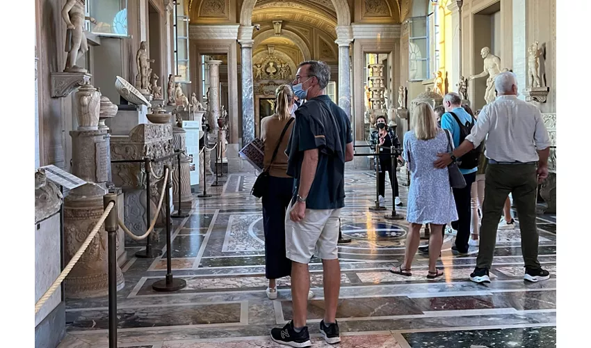 Vatican Museums & Sistine Chapel: Small Group Guided Tour