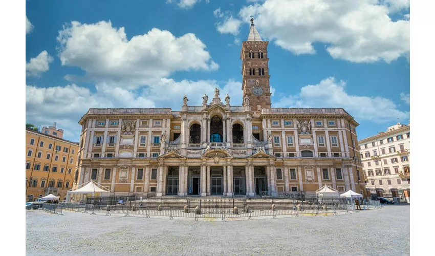 Roma: Tour guidato delle tre Basiliche Papali e della Scala Santa