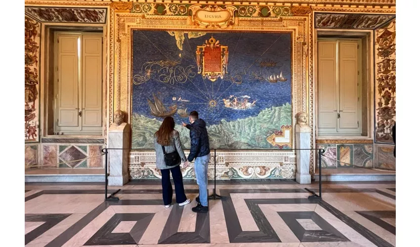 Vatican Museums & Sistine Chapel: Small Group Guided Tour