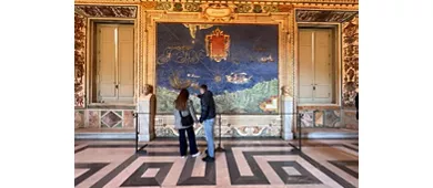 Vatican Museums & St. Peter's Basilica: Small Group Tour