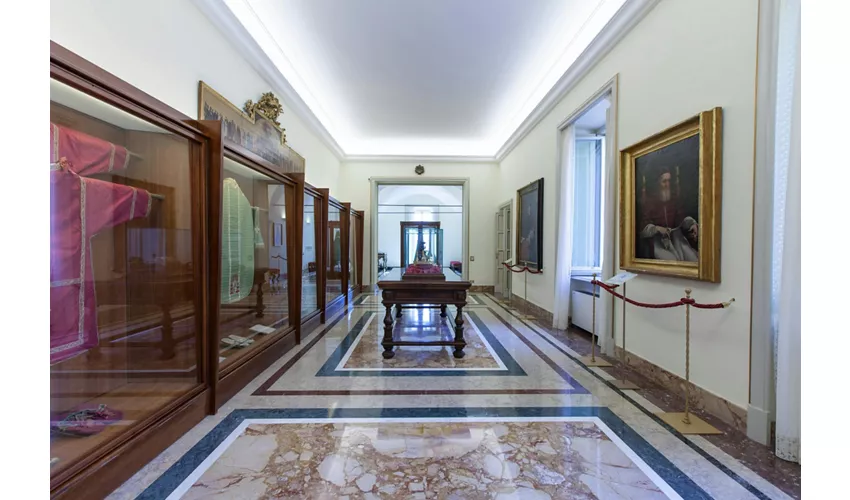 Palacio Papal y Jardines de Castel Gandolfo: Entrada + Cúpula Astronómica opcional