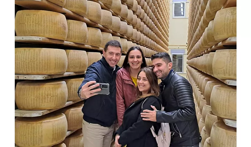 Noceto: Parmesan Cheese Factory Guided Tour