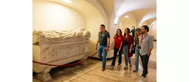 Basilica di San Pietro e Grotte Vaticane: Tour guidato espresso