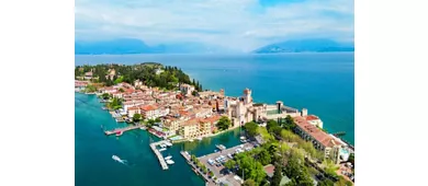 Verona, Sirmione e il Lago di Garda con crociera in barca privata da Milano