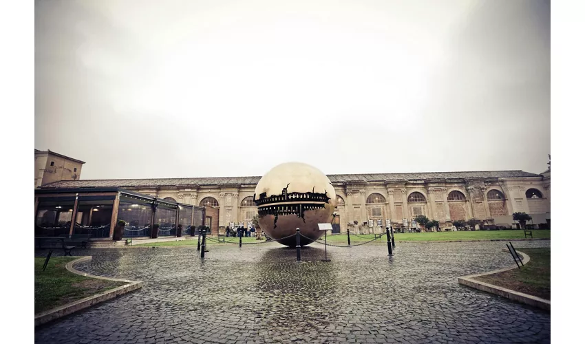 Musei Vaticani e Basilica di San Pietro: Biglietto Fast Track + Visita guidata