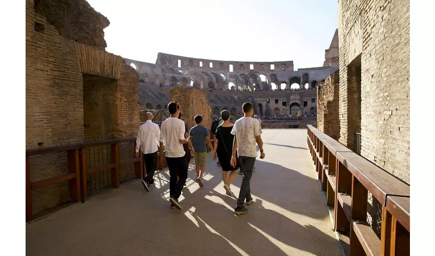 Colosseo, Arena, Foro Romano e Palatino + Tour in autobus