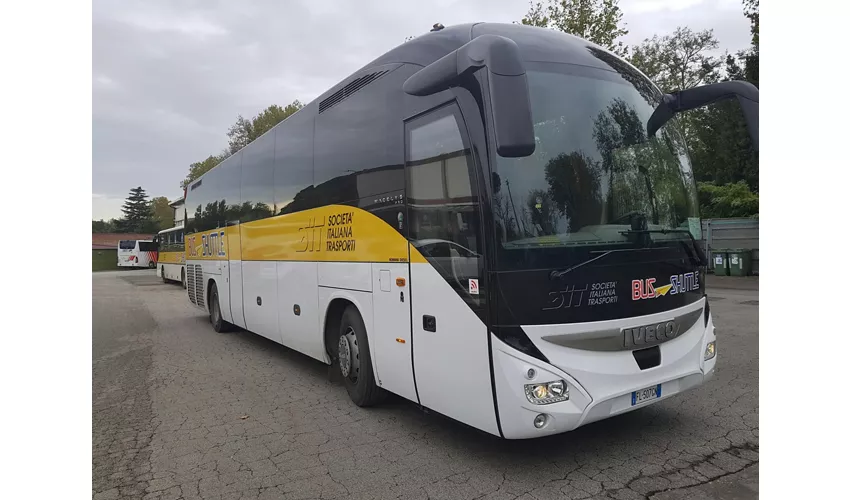 Milán: Autobús de enlace del aeropuerto de Malpensa desde/hasta la estación de tren