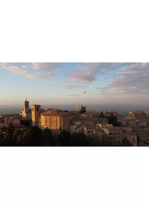 Cingoli, il “Borgo dei Borghi 2026”: il Balcone delle Marche sotto i riflettori