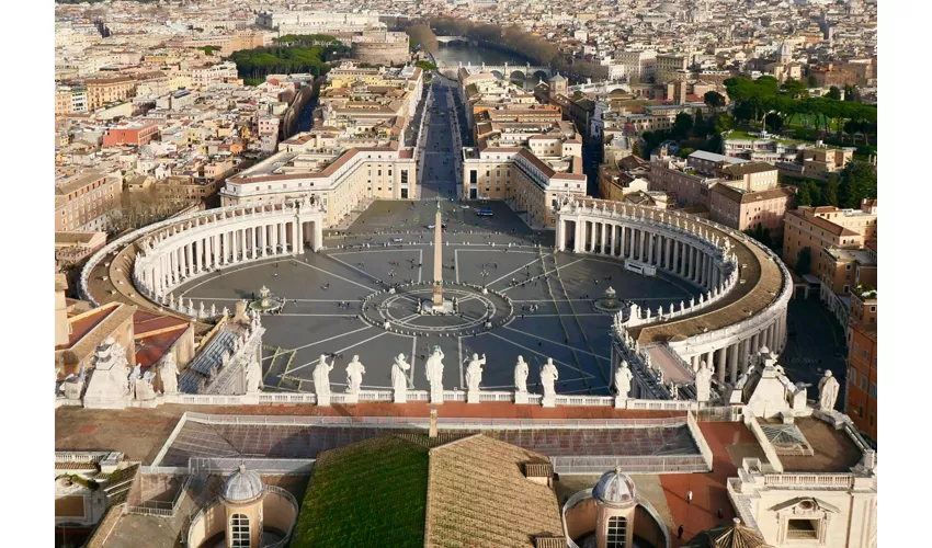Basilica di San Pietro: Tour guidato + accesso alla cupola e alle grotte vaticane