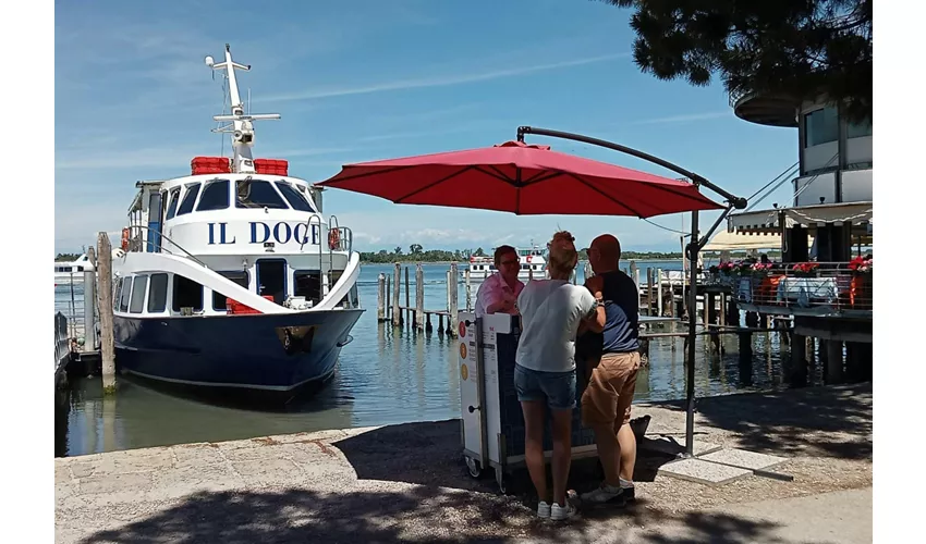 Boat Transfer: Punta Sabbioni to Venice San Marco