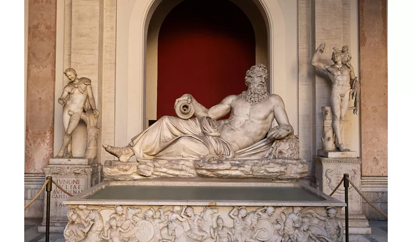 Vatican Museums: Fast Track Ticket + Guided Tour