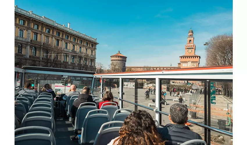 Tour aperto di Milano: Tour in autobus Hop-on Hop-off