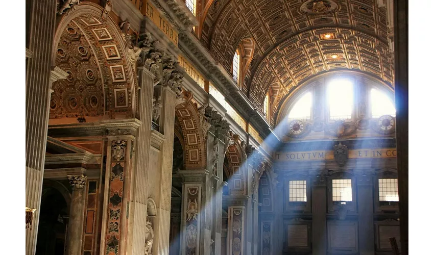 Musei Vaticani e Basilica di San Pietro: Tour di mattina presto per piccoli gruppi