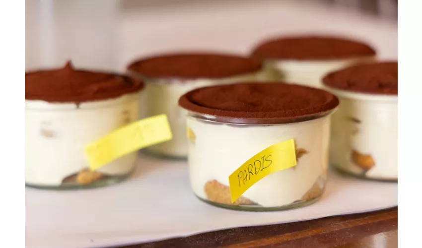 Rome: Pasta and Tiramisu Workshop