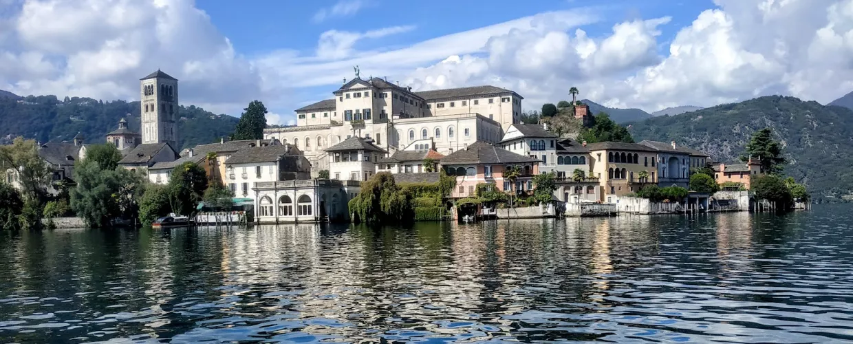Carril bici del lago de Orta