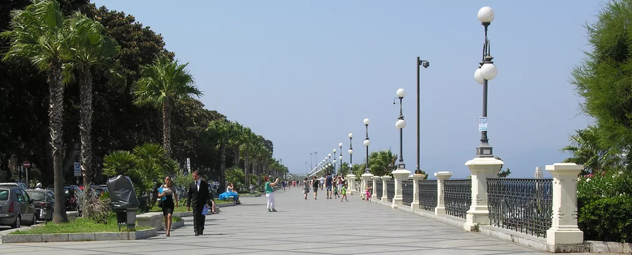 Front de mer de Falcomatà