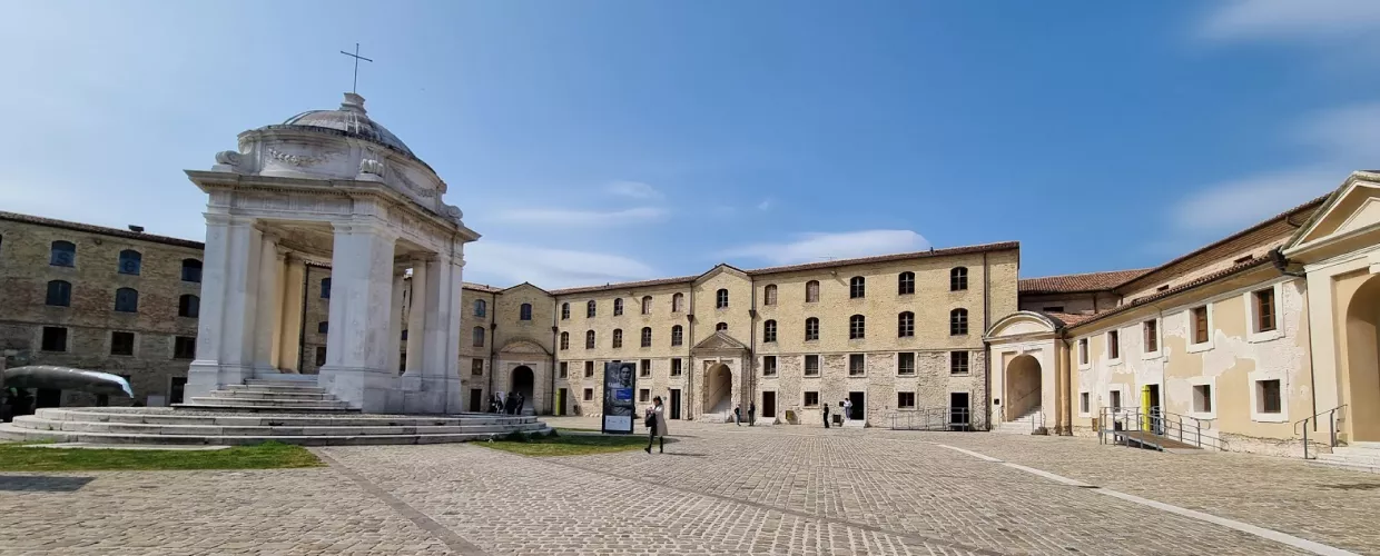 Mole Vanvitelliana de Ancona