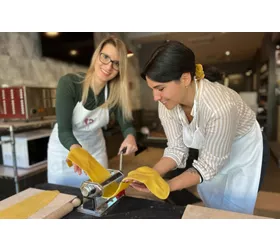 Rome: Tiramisu & Homemade Fettuccine Cooking Class