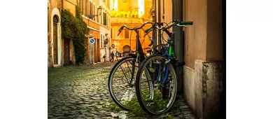 Roma: Tour della città in bicicletta elettrica + cibo di strada locale