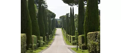 Pontifical Villas of Castel Gandolfo Gardens: Eco Minibus Tour