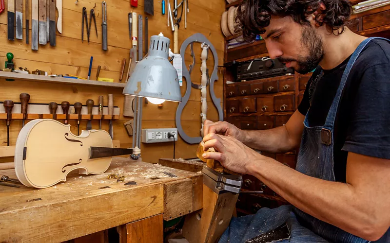 fabricante de violines de cremona
