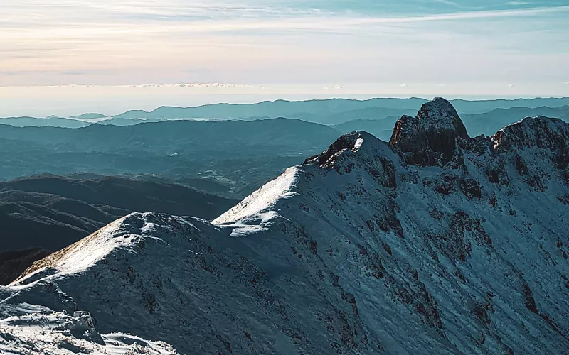 25 kilometres of ski tracks always covered in snow