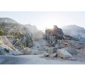 Marmo, natura e storie delle Alpi Apuane