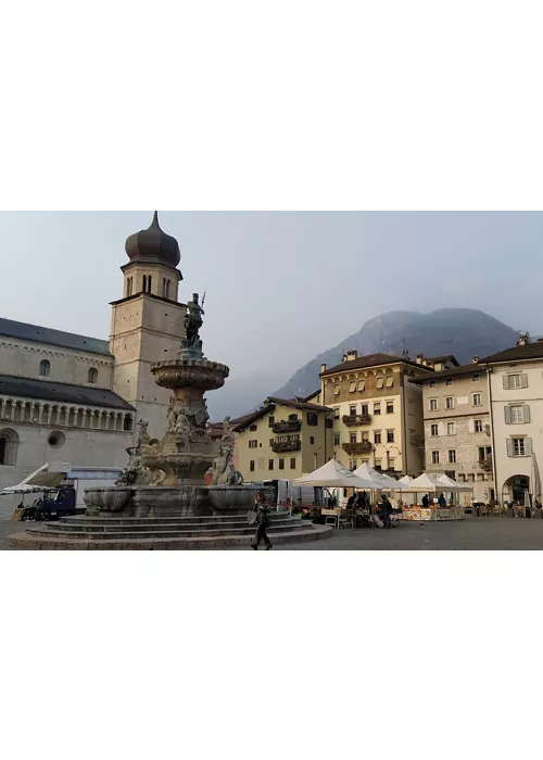 main square trento