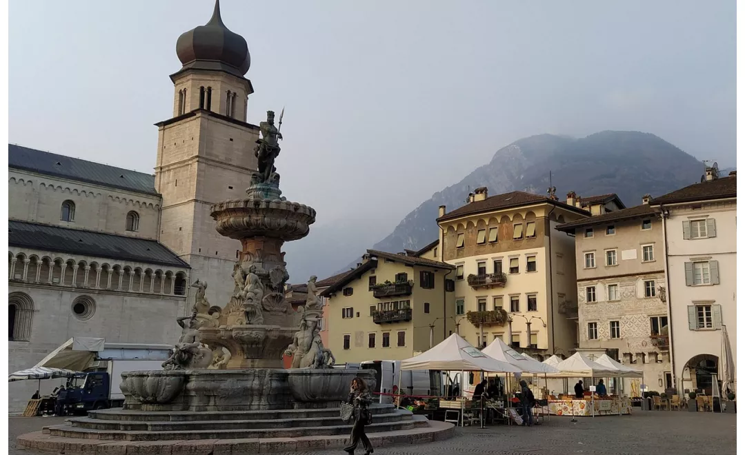 piazza principale trento