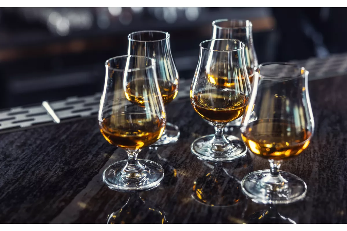 Liquori e Distillati d'Abruzzo — Genziana, Centerba e Amaro