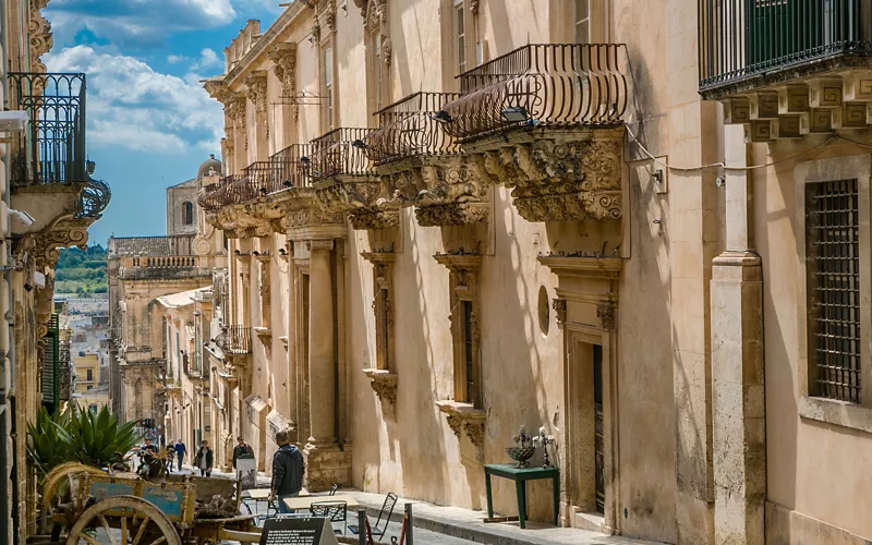 A passeggio nelle città “rinate”