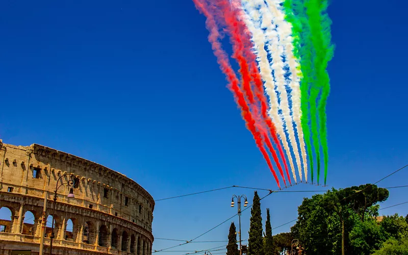Tricolour Arrows flying over the Colosseum