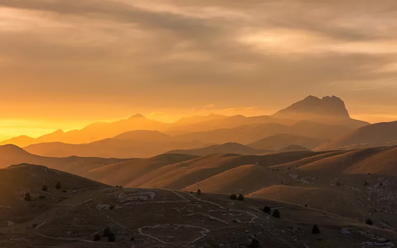 Su Majestad el Gran Sasso de Italia y sus ilimitadas mesetas