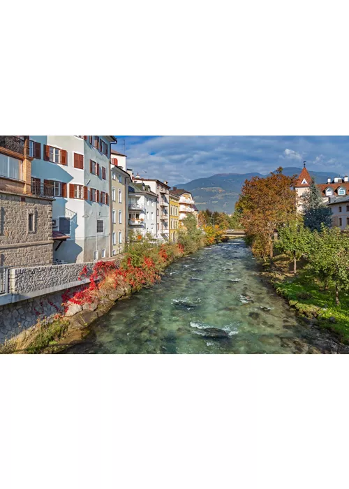 Alto Adigio, Brunico: senderismo, arquitectura y cultura en Val Pusteria 