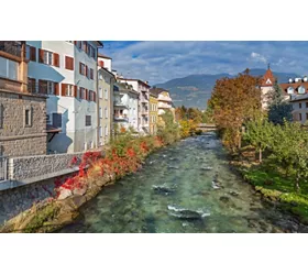 Alto Adige, Brunico: escursioni, architettura e cultura in Val Pusteria 