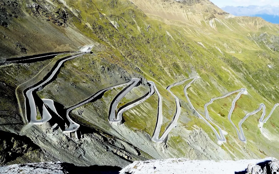 Scalare le Alpi Retiche in bicicletta, da Prato allo Stelvio al Passo dello Stelvio