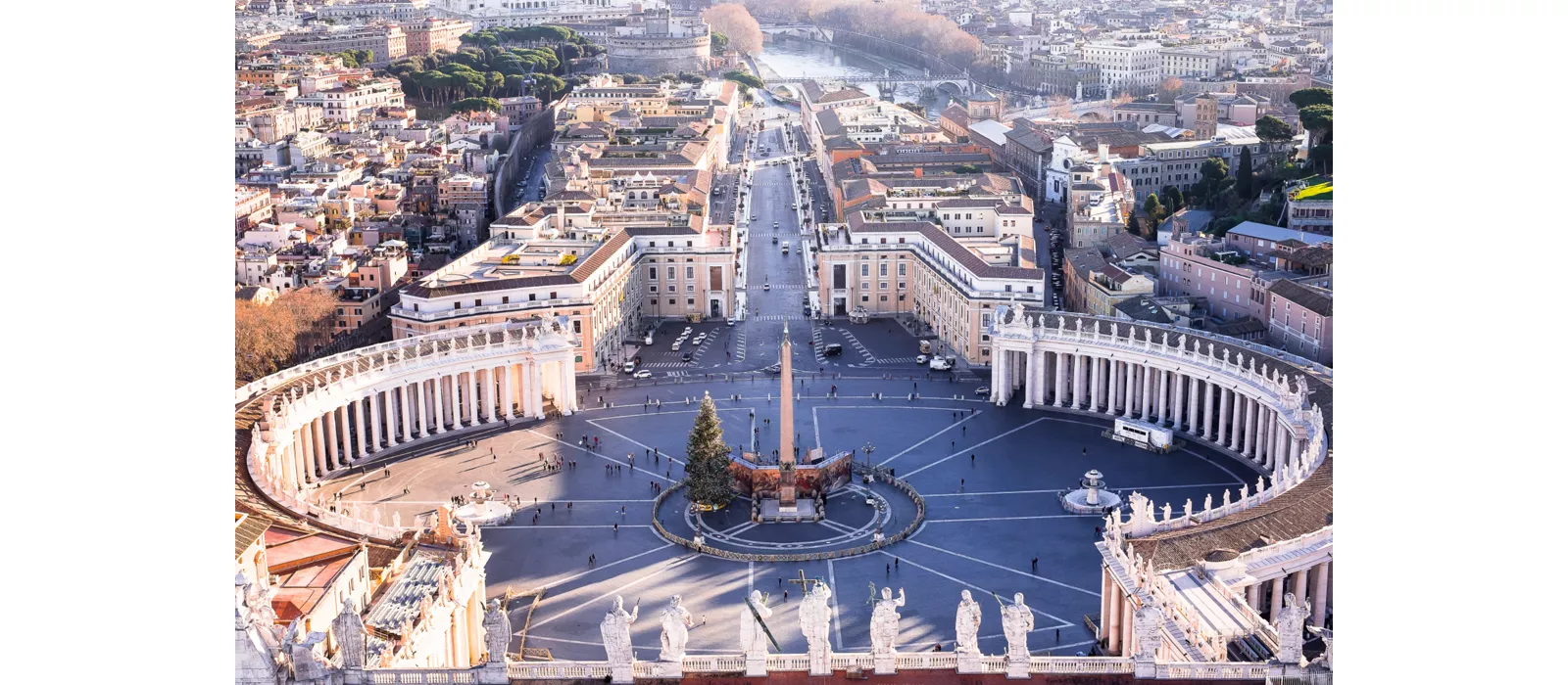 In Rome, the heart of Catholicism: St. Peter's and the Holy Door