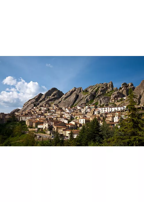 O Basso Basento: aldeias e parques no interior de Basilicata