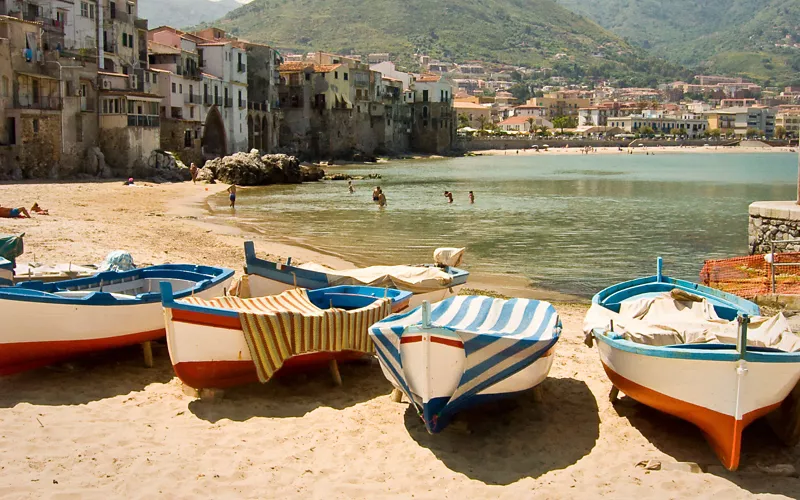 Borghi sul mare dove vivere: Cefalù e Marzamemi