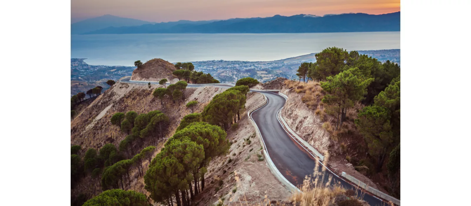 A cycle through Calabria, from Rocca Imperiale to Villa San Giovanni