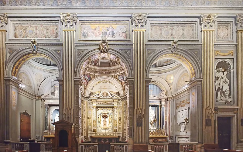 The churches of Santa Maria in Monserrato degli Spagnoli and San Paolo alla Regola