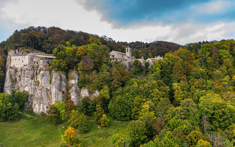 Breathtaking views, small lakes and waterfalls