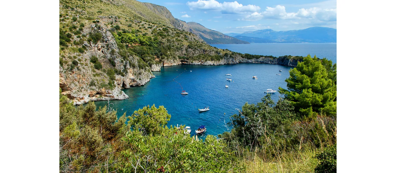 Cilento verde y azul: del parque nacional al mar azul cobalto
