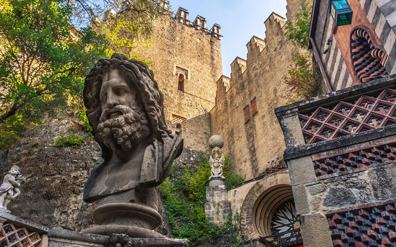 Come visitare la Rocchetta Mattei