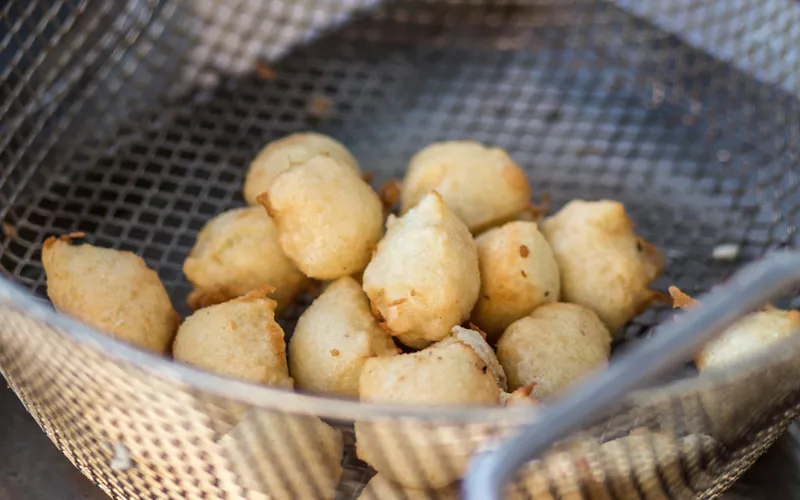 Crispelle, typical carnival dish