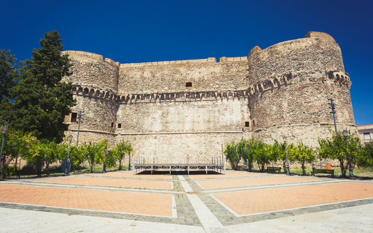 Reggio Calabria, The City Of The Bronzes - Italia.it