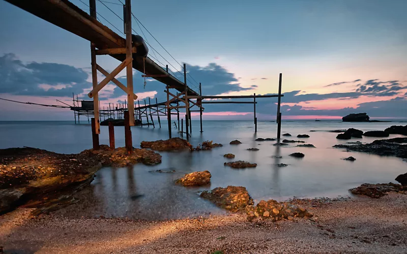 De Vasto Marina a Rocca San Giovanni: los trabocchi imprescindibles