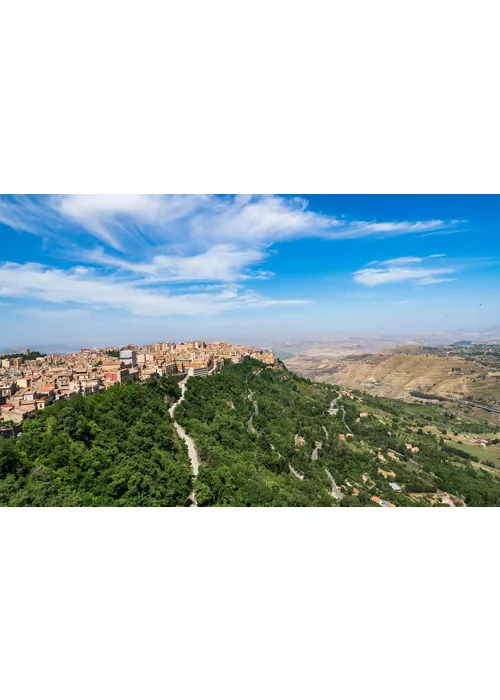 Lugares e histórias de Enna, rainha da Trinacria interna