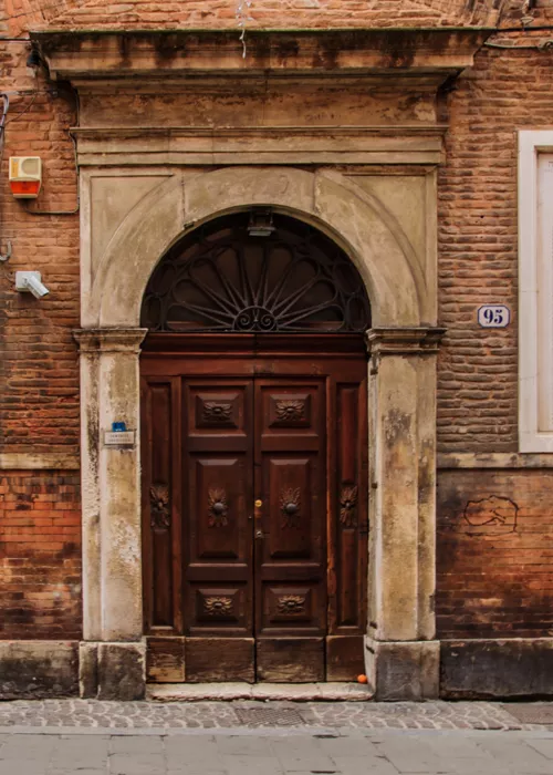 Itinerario judío: por Romaña entre guetos y sinagogas
